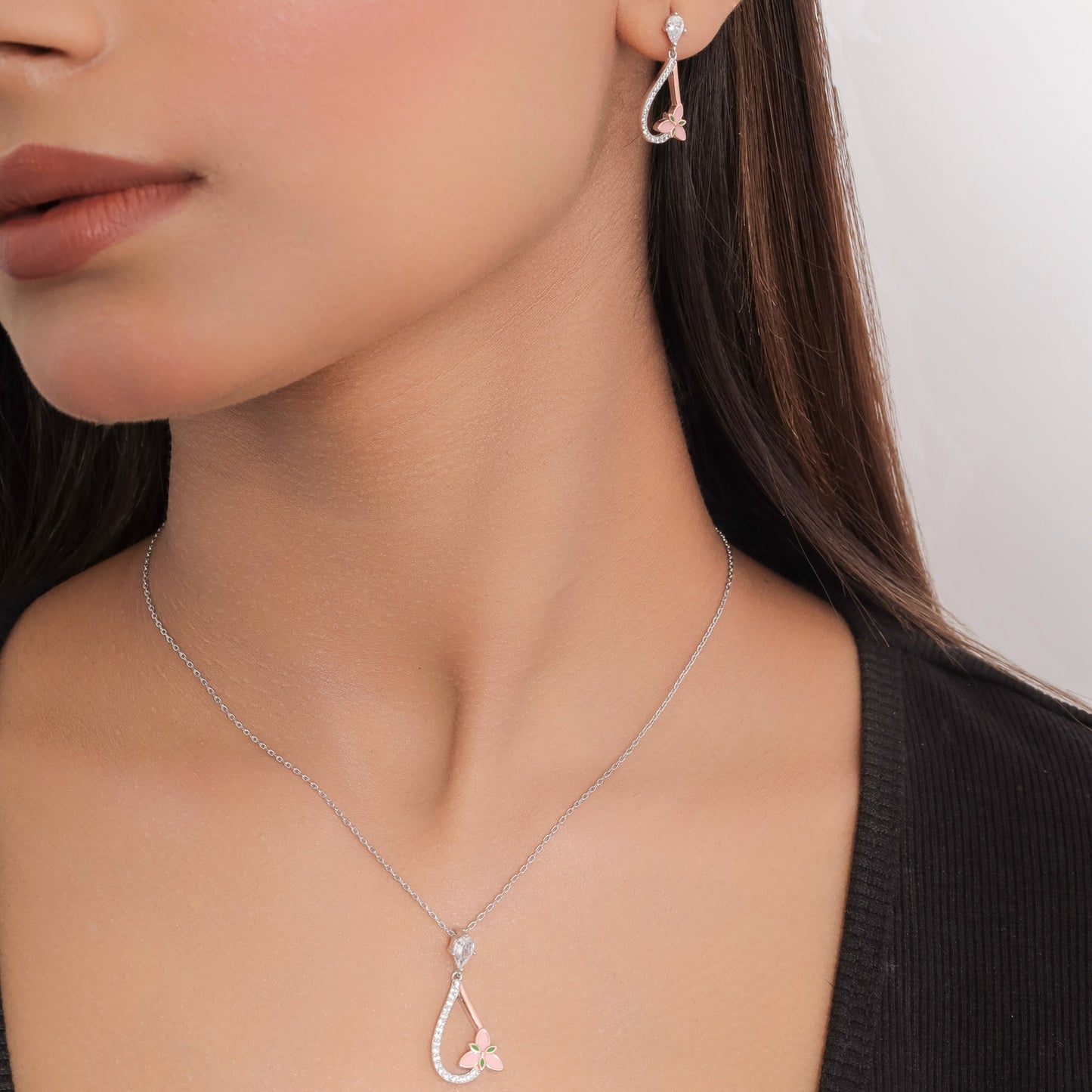 Dangling multi Petals jewellery set