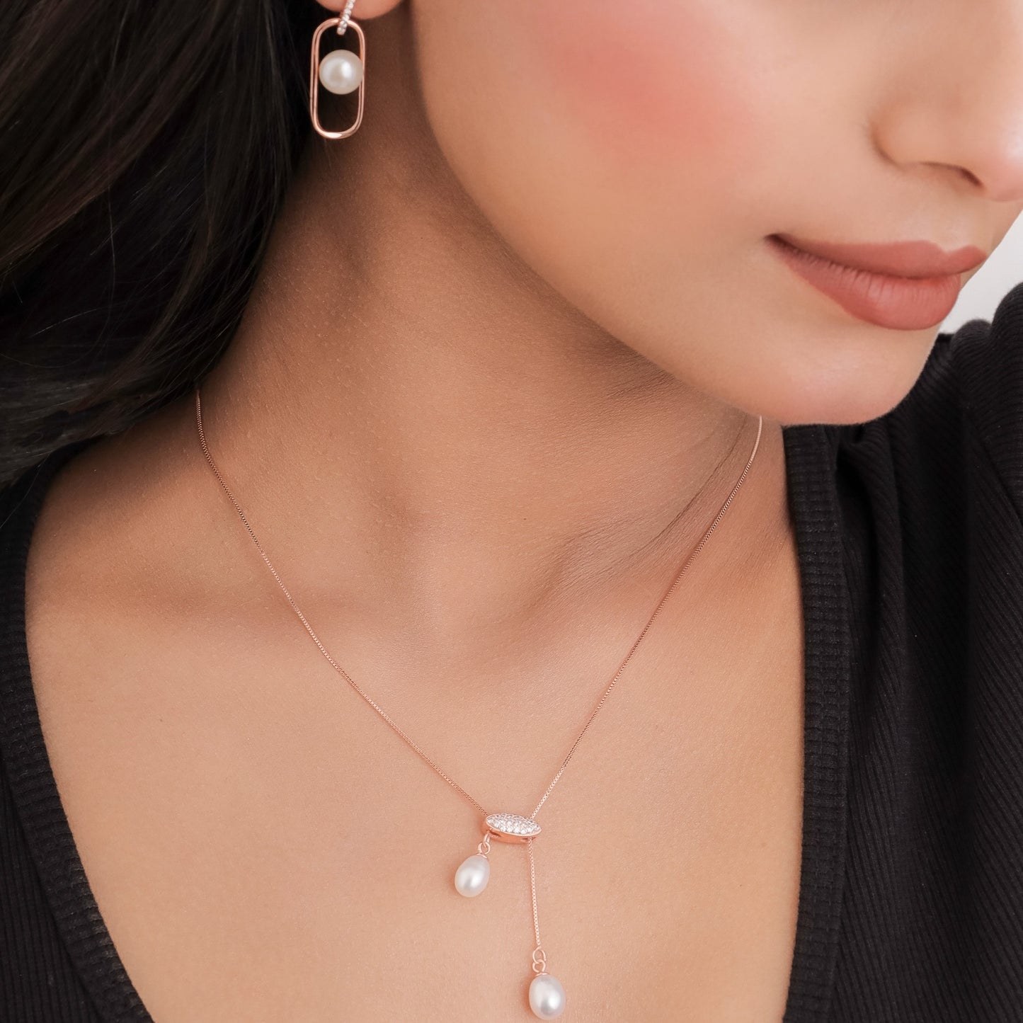 Adjustable Pearl Serenity Oval Pendant