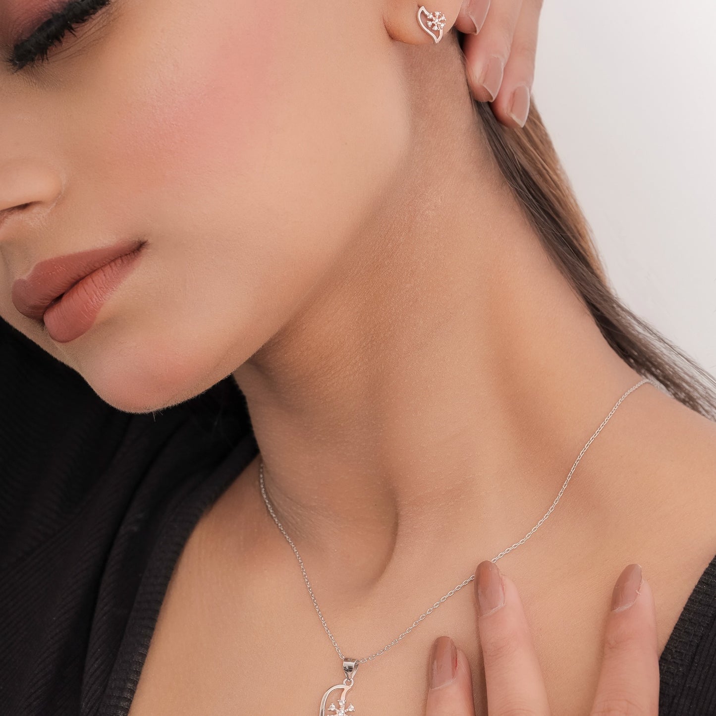 Ethereal Petals dual tone set