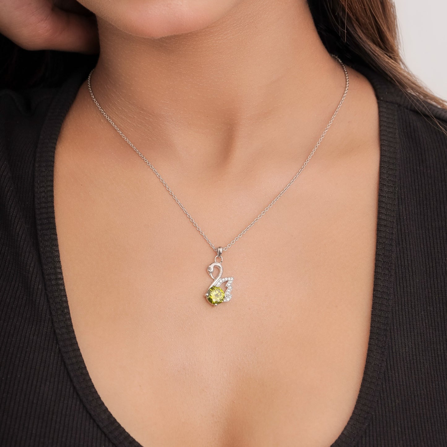 Graceful Swan Necklace - A Symbol of Elegance and Radiance