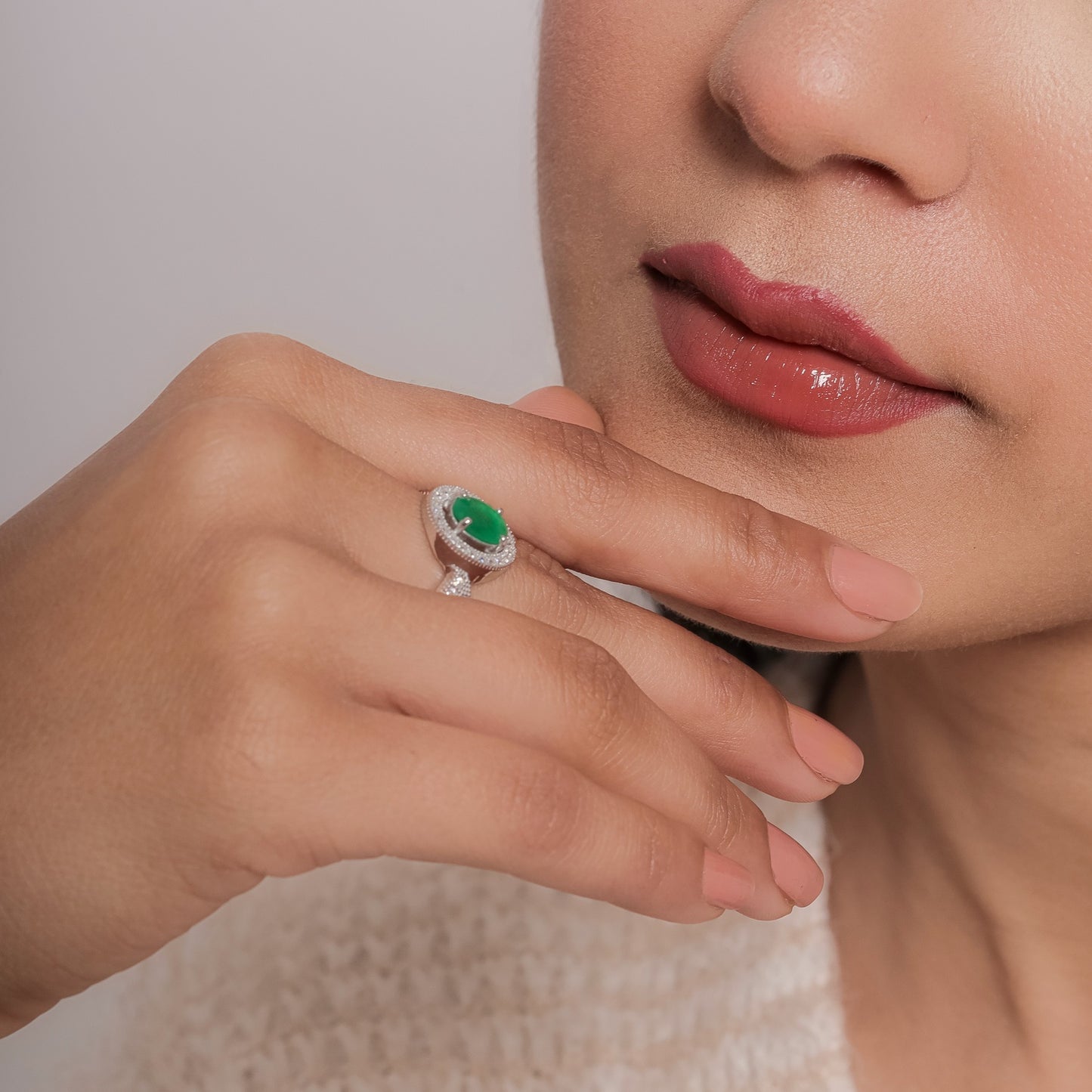 Magic Emerald Ring