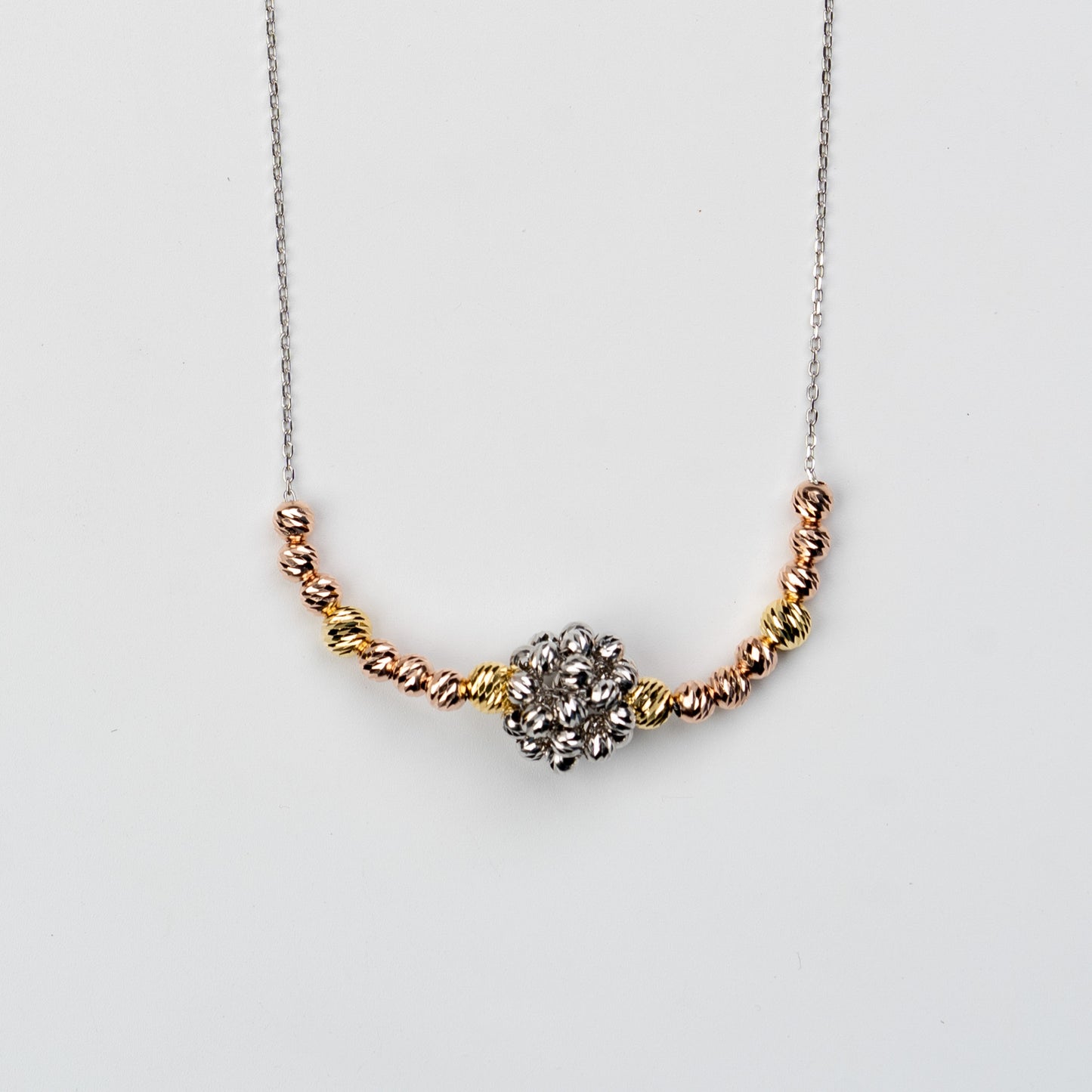 Elegant Twist Necklace