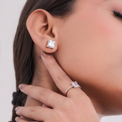 Solitaire Square Stud