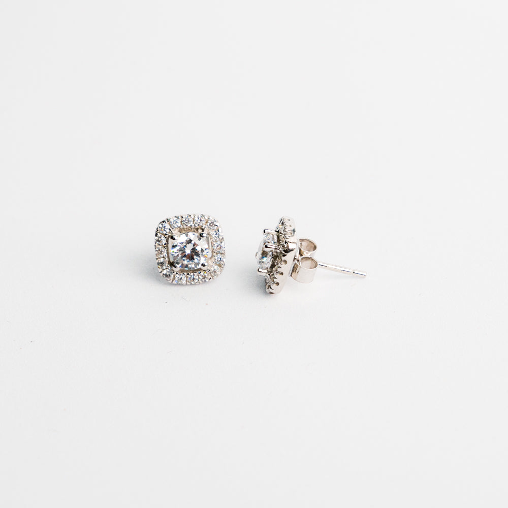 SOLITAIRES HALO EARRING