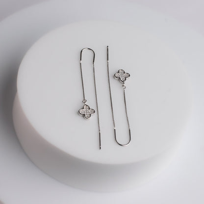 Clover Cz Diamonds Sui Dhaga