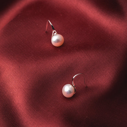 Teardrop Pearl Beauty Earring