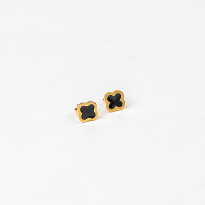 Onyx Flower Studs