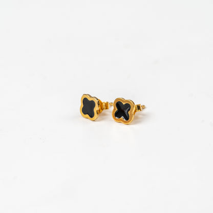 Onyx Flower Studs