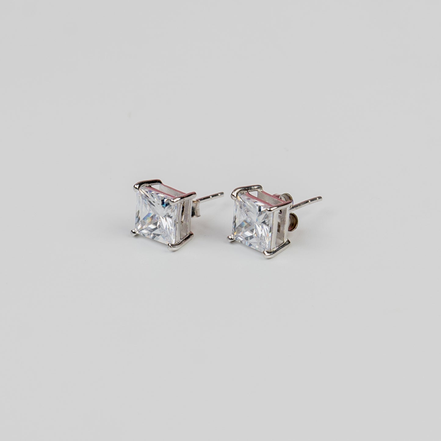 Solitaire Square Stud