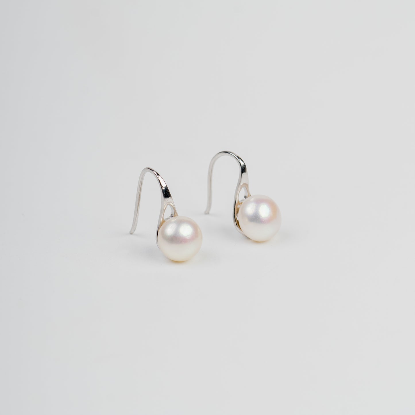 Teardrop Pearl Beauty Earring