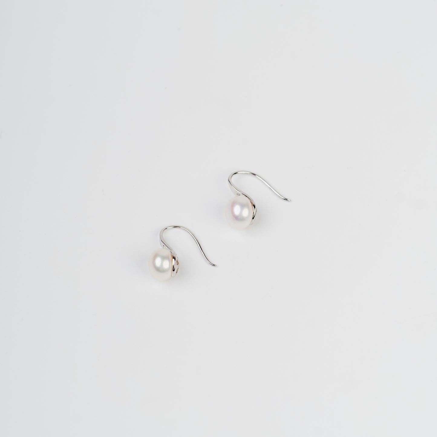 Teardrop Pearl Beauty Earring