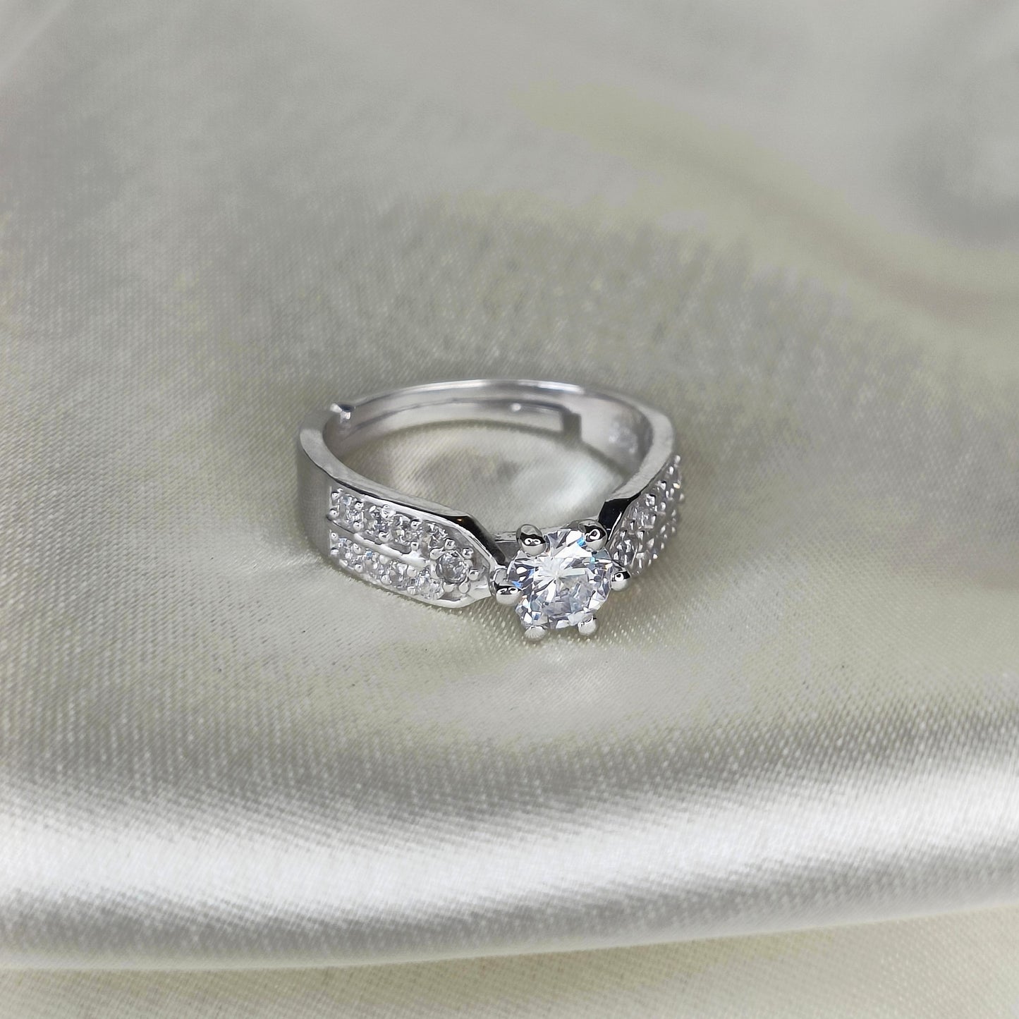 Shining Solitaire Silver Crystal Ring