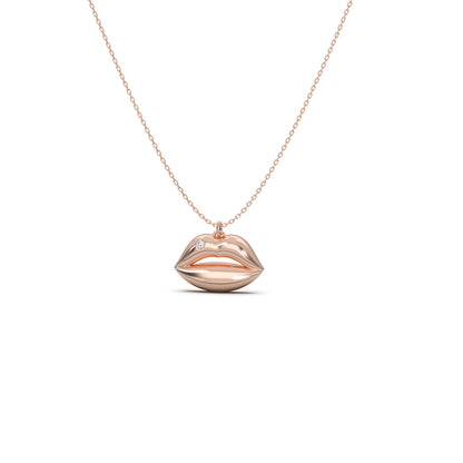 Pouty Lips Silver necklace