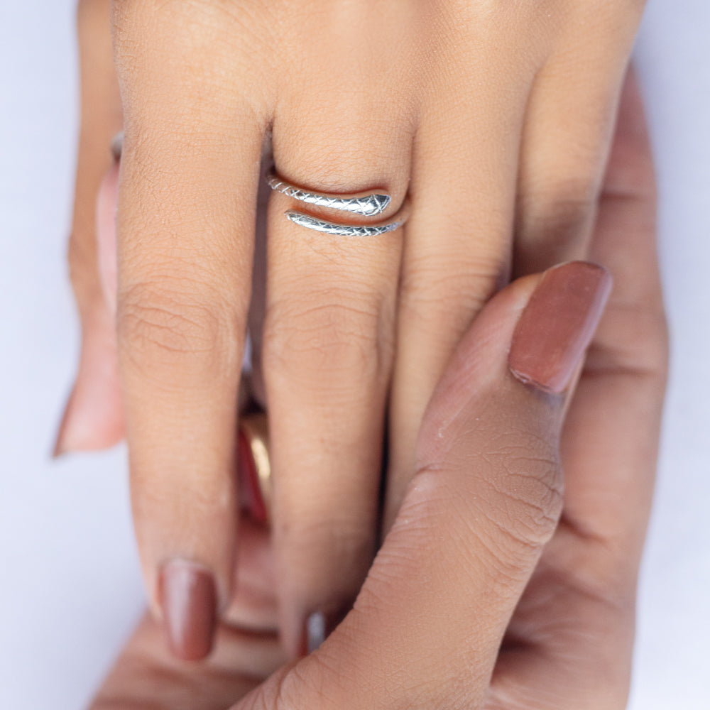 Serpant Ring In Sterling Silver