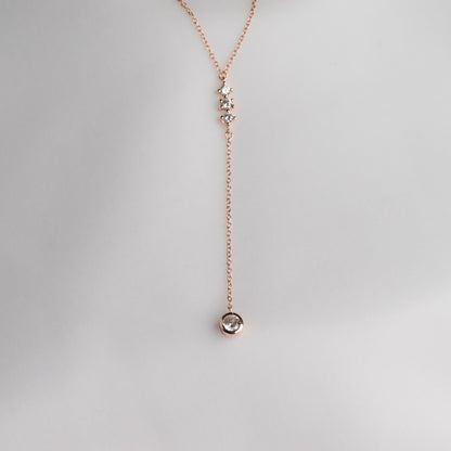 TRIPLE STONE SOLIATIRE LARIAT NECKLACE