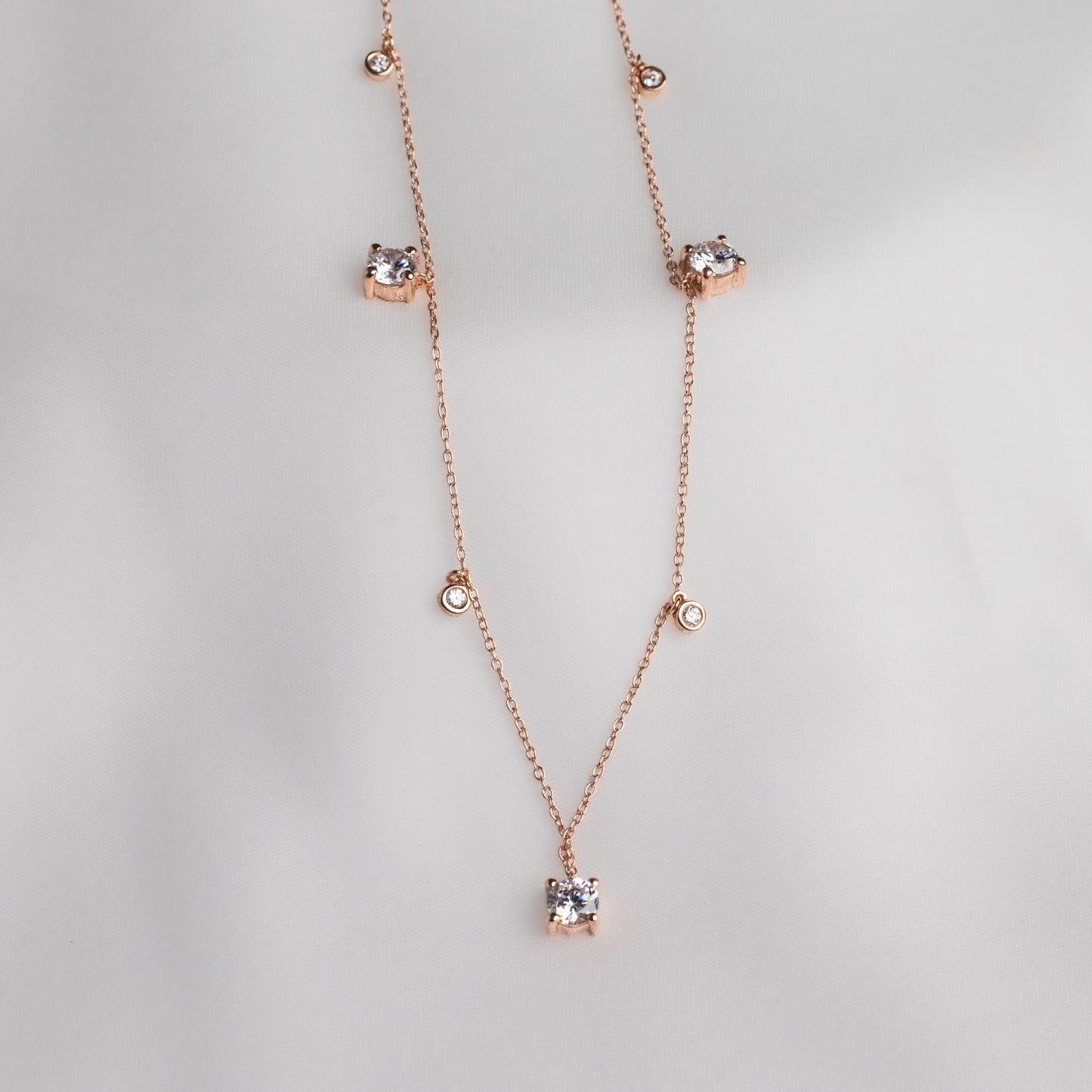 CHUNKY SOLITAIRE NECKLACE