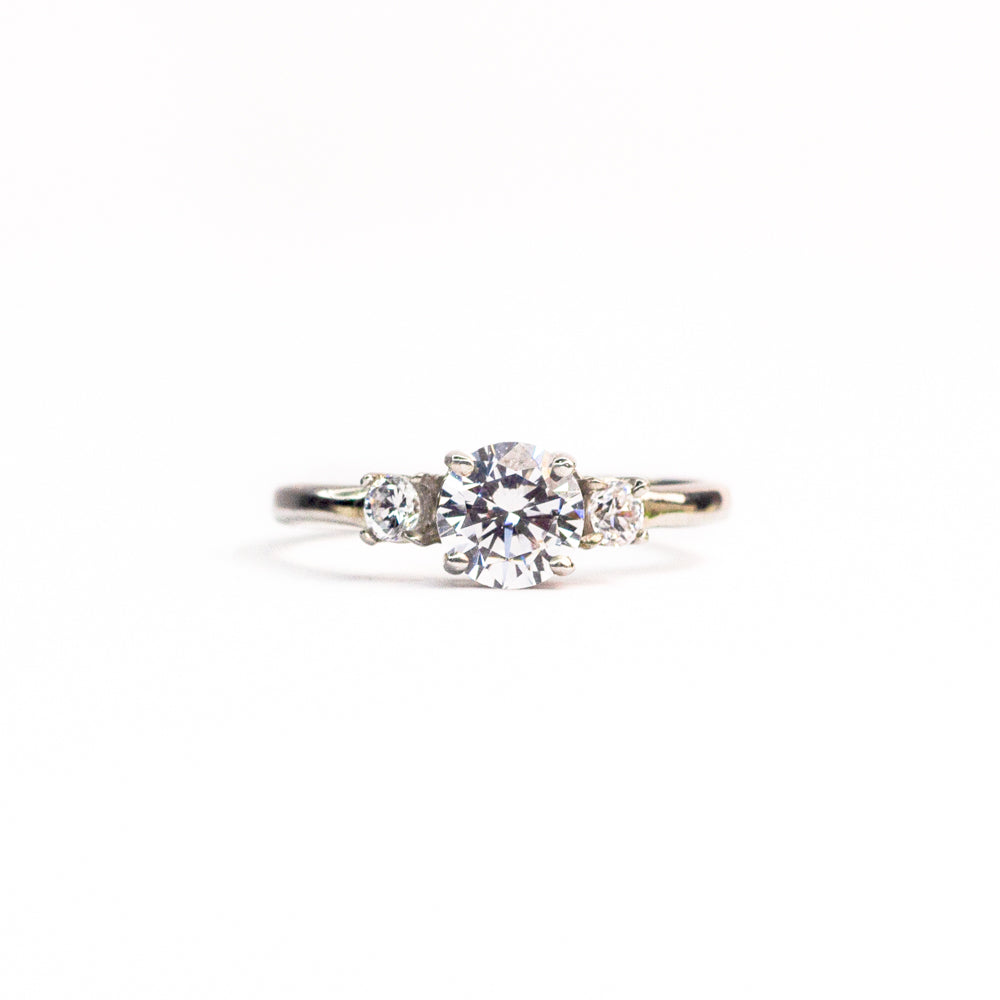 TRIPLE SOLITAIRE RING