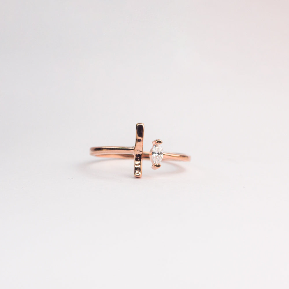 MARQUISE BAR RING