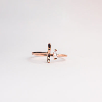 MARQUISE BAR RING