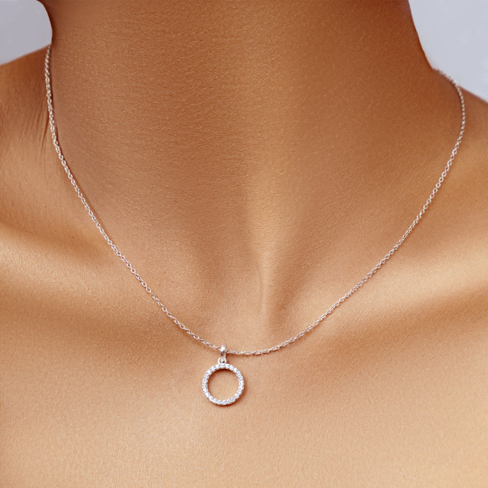 SILVER CIRCLE PENDANT